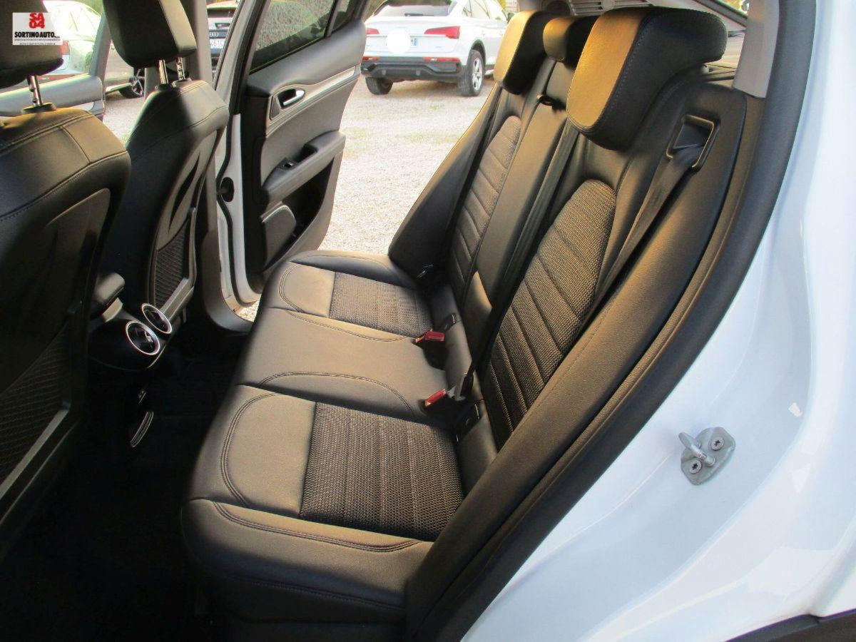 Alfa Romeo Stelvio Stelvio 2.2 Turbodiesel 190 CV AT8 Q4 Sprint (16)