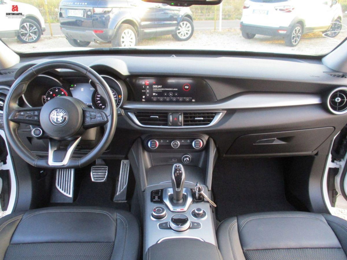 Alfa Romeo Stelvio Stelvio 2.2 Turbodiesel 190 CV AT8 Q4 Sprint (8)