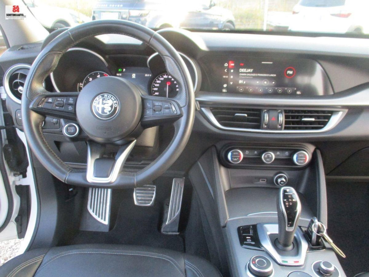 Alfa Romeo Stelvio Stelvio 2.2 Turbodiesel 190 CV AT8 Q4 Sprint (9)