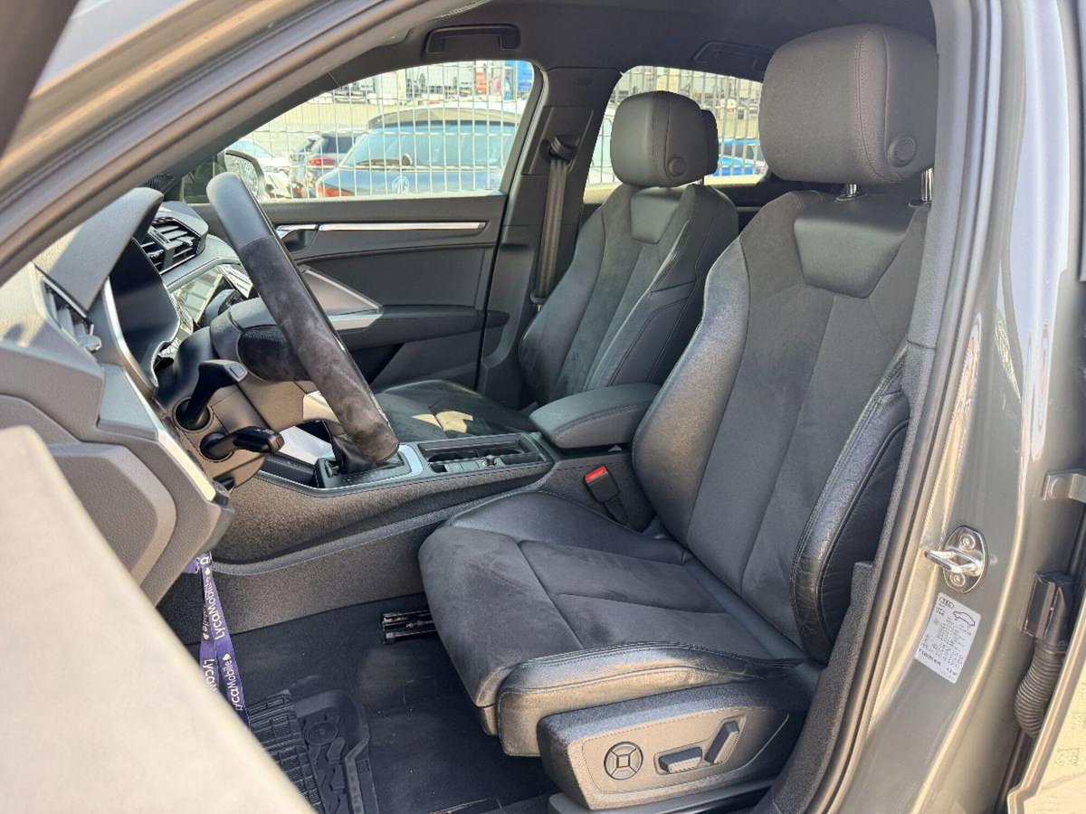 Audi Q3 Sportback 35 TDI S line edition (9)
