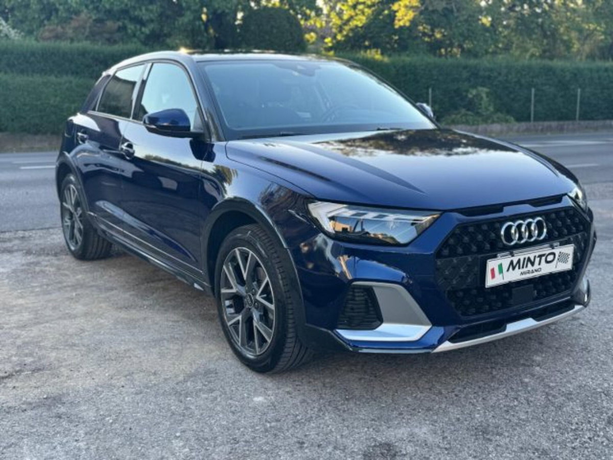 Audi A1 allstreet allstreet 30 TFSI S tronic Identity Contrast (4)