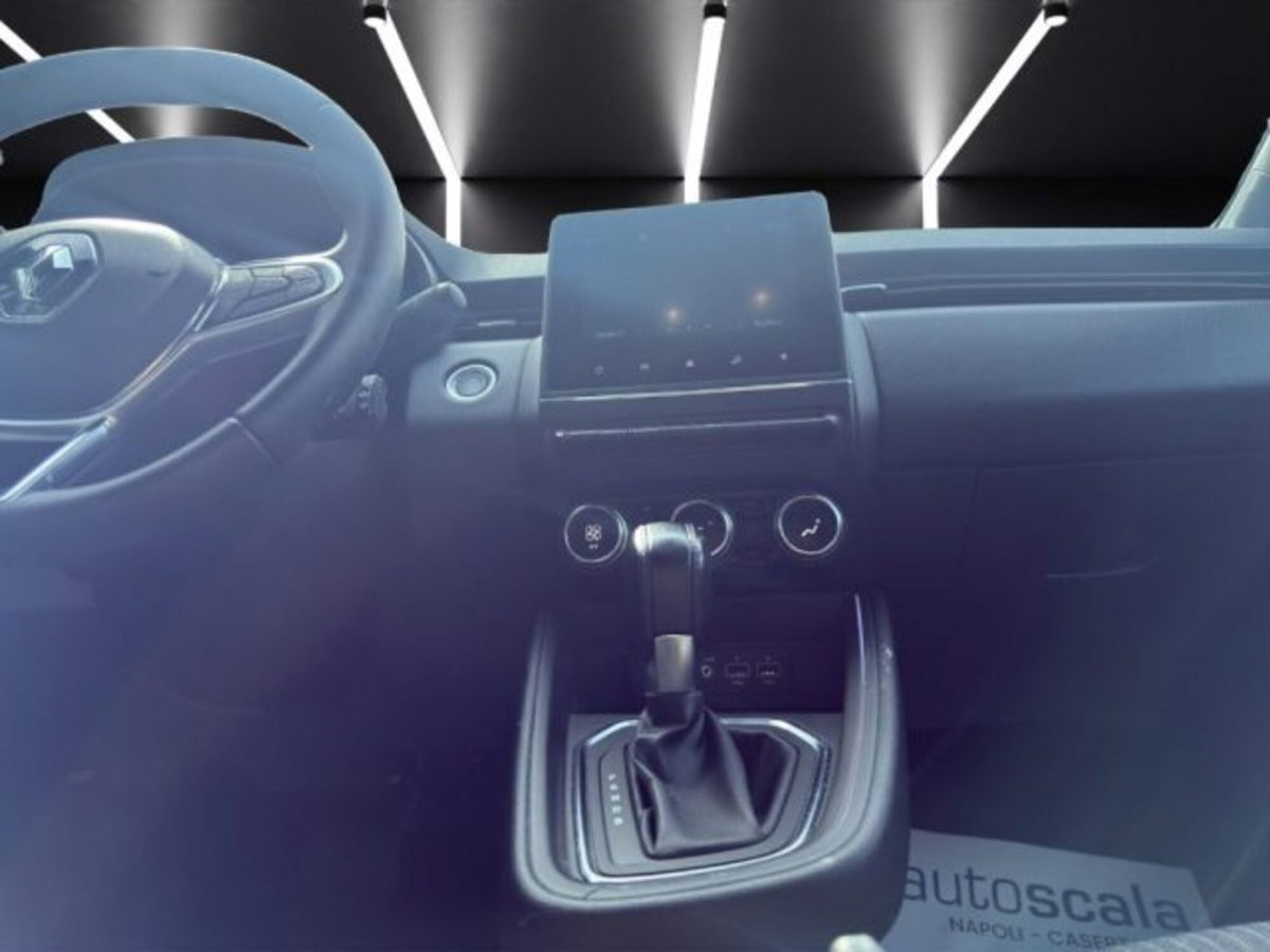 Renault Clio Full Hybrid E-Tech 140 CV 5 porte Intens (15)