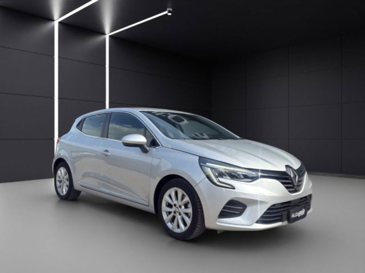 Renault Clio Full Hybrid E-Tech 140 CV 5 porte Intens (7)