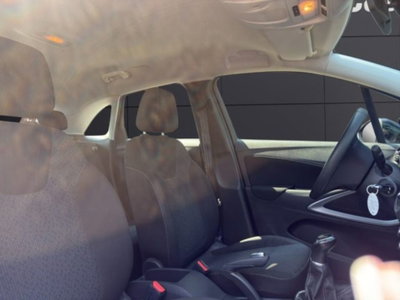 Opel Crossland X 1.2 12V Advance (18)