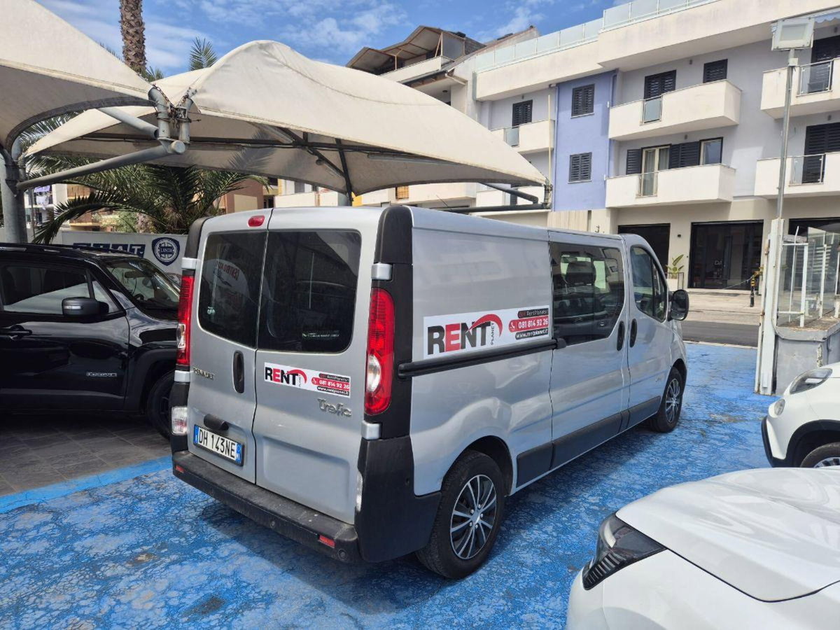 Renault Trafic 2.0 blue dci 150cv L2 Spaceclass (3)