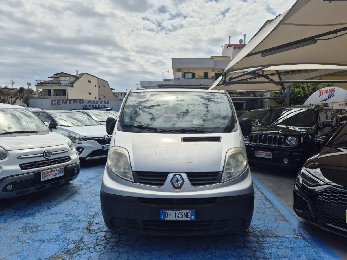 Renault Trafic 2.0 blue dci 150cv L2 Spaceclass (5)