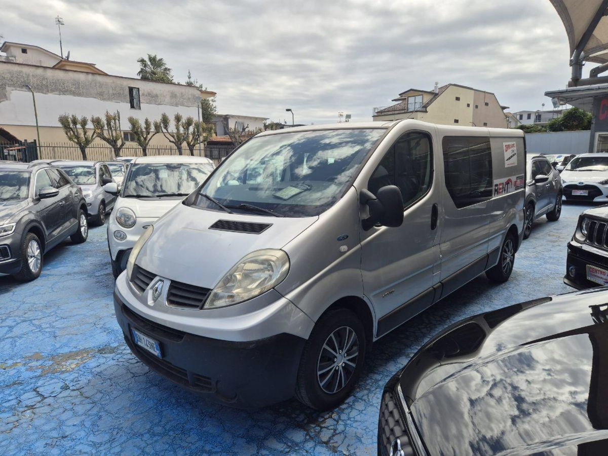 Renault Trafic 2.0 blue dci 150cv L2 Spaceclass (7)