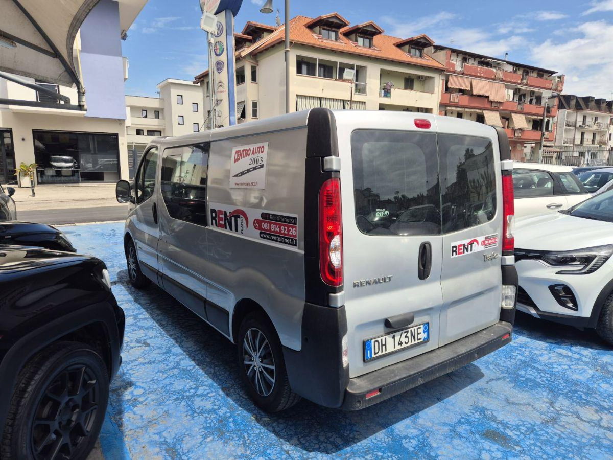 Renault Trafic 2.0 blue dci 150cv L2 Spaceclass (9)