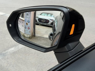 Audi Q3 40 TDI quattro S tronic Business (12)