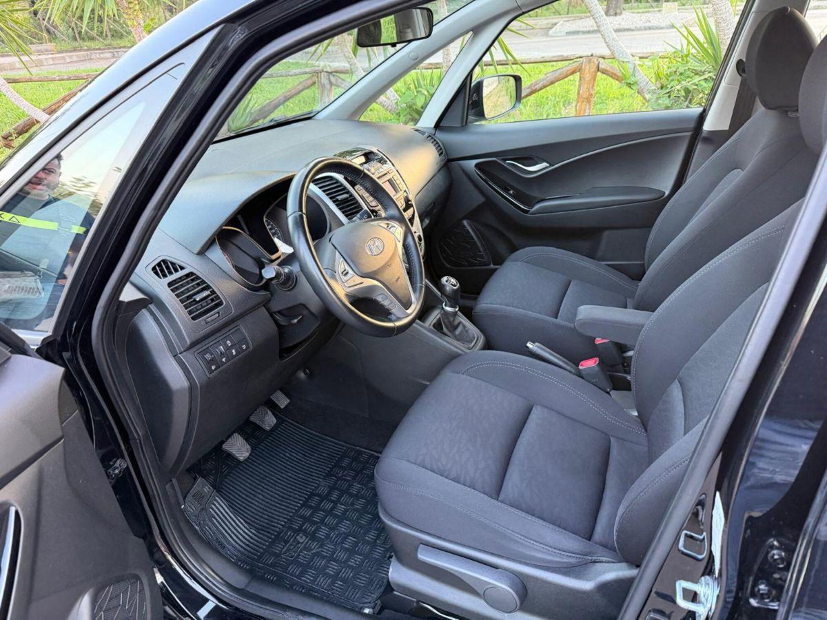 Hyundai ix20 1.4 CRDI 90 CV Comfort (6)