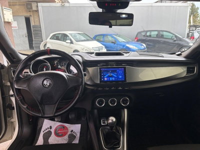 Alfa Romeo Giulietta 2.0 JTDm-2 Exclusive 140cv (9)