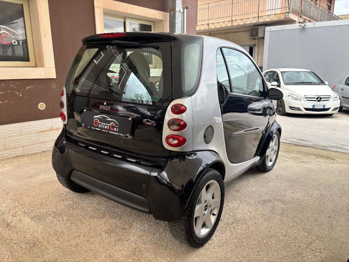 smart Fortwo 800 coupé passion cdi (4)