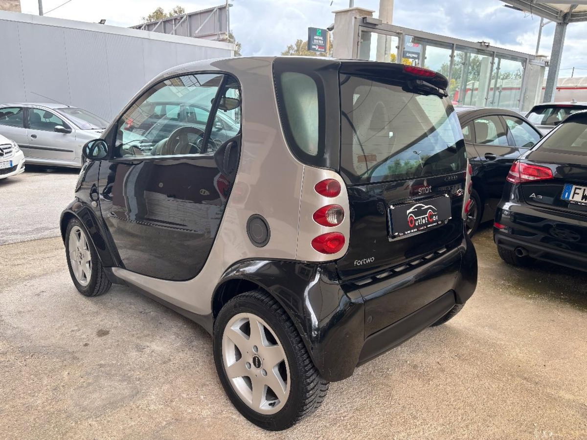 smart Fortwo 800 coupé passion cdi (5)
