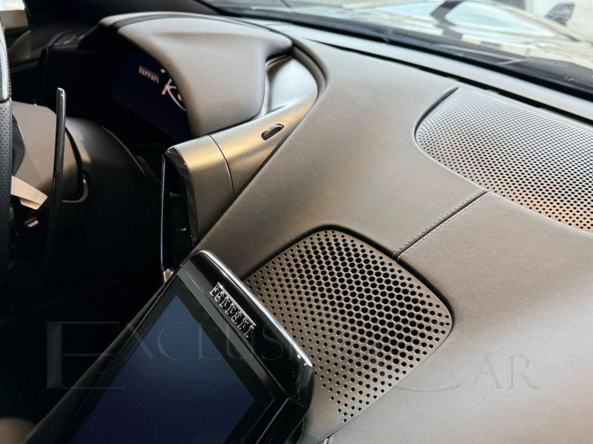 Ferrari Roma Coupé Roma (8)