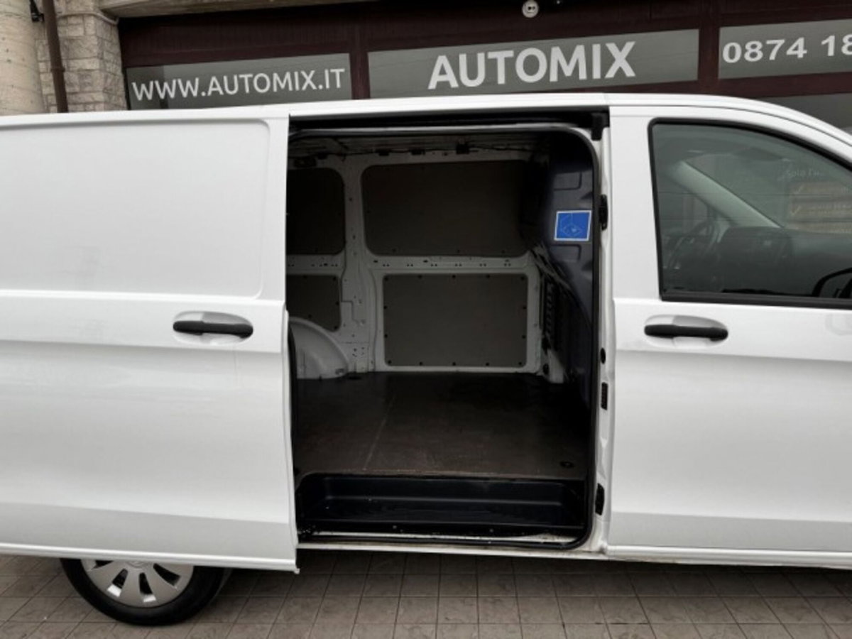 Mercedes-Benz Vito 2.2 111 CDI PC Kombi Compact (14)