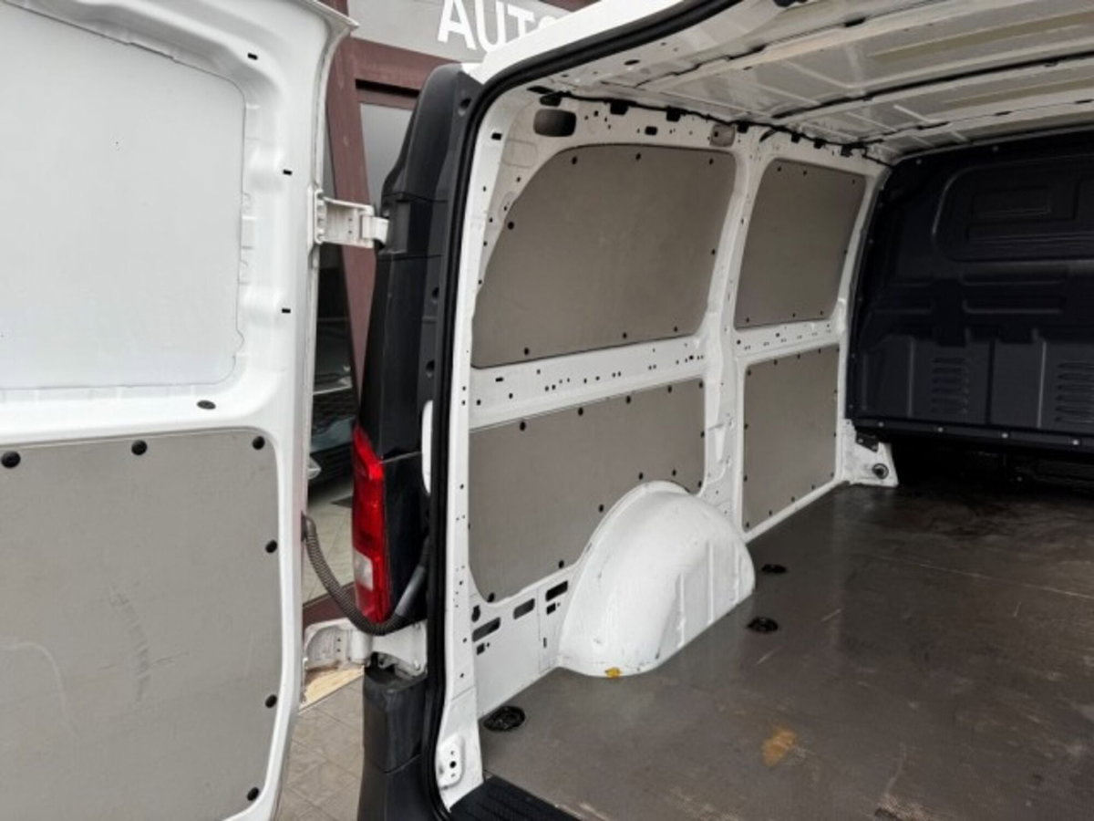 Mercedes-Benz Vito 2.2 111 CDI PC Kombi Compact (16)