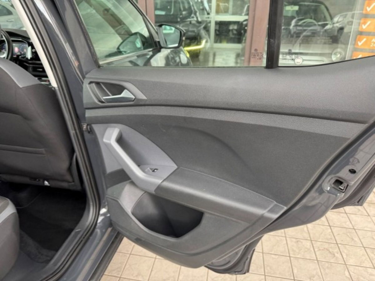 Volkswagen T-Cross 1.0 TSI 115 CV Advanced BMT (19)