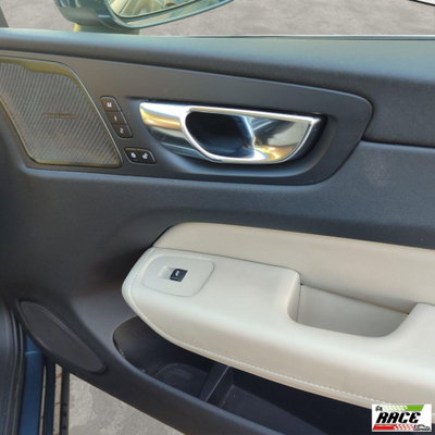 Volvo XC60 B4 (d) AWD Geartronic Inscription N1 (17)