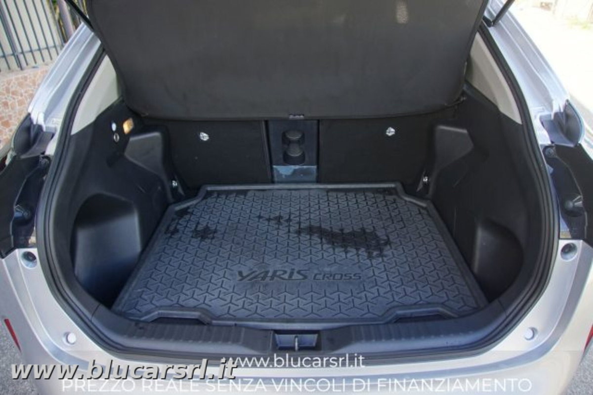Toyota Yaris Cross 1.5 Hybrid 5p. E-CVT Adventure (13)