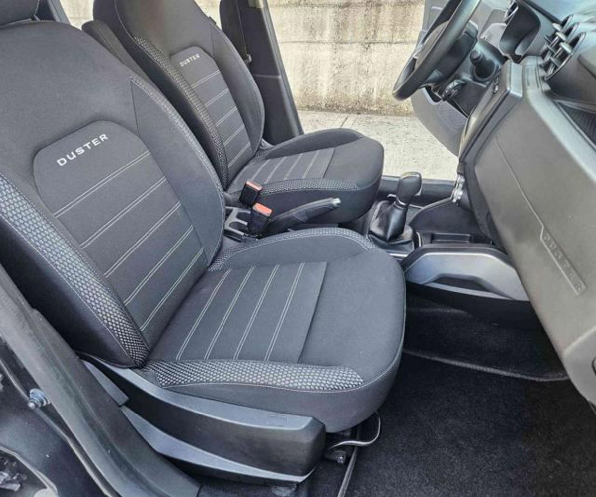 Dacia Duster 1.5 dCi 8V 110 CV EDC 4x2 Prestige (13)