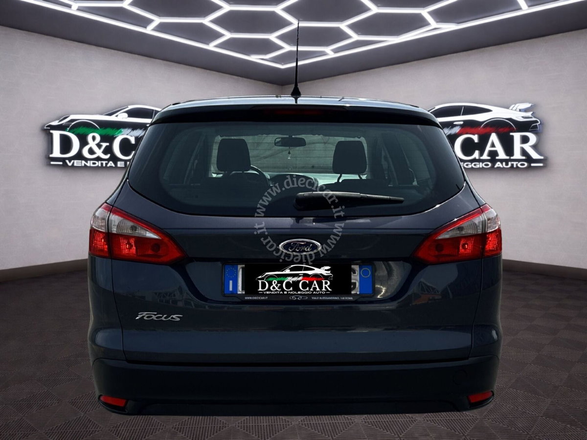 Ford Focus Station Wagon 1.6 TDCi 115 CV SW (5)