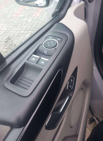 Ford Tourneo Custom tourneo custom V710 320 2.0 ecoblue 150cv Titanium X L2H1 (12)