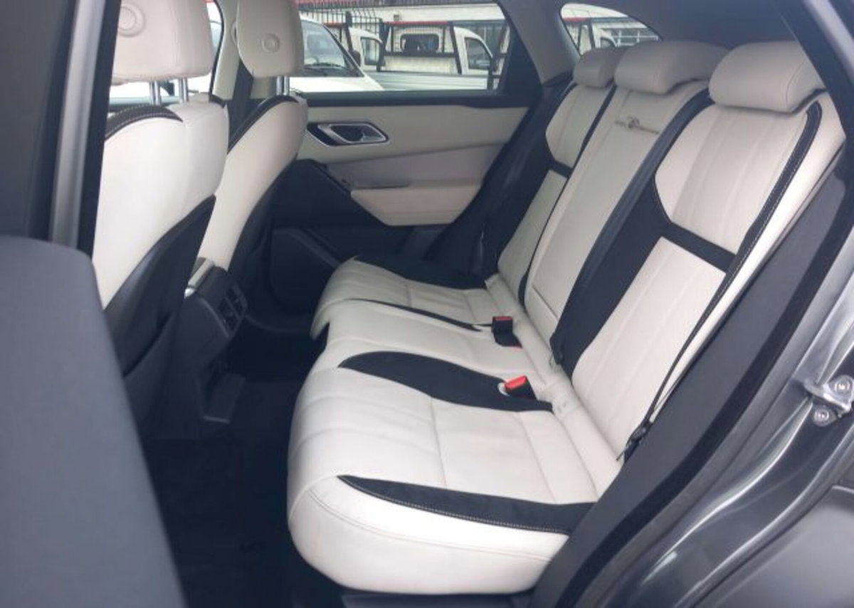 Land Rover Range Rover Velar 2.0d i4 mhev S 4wd 204cv auto (9)