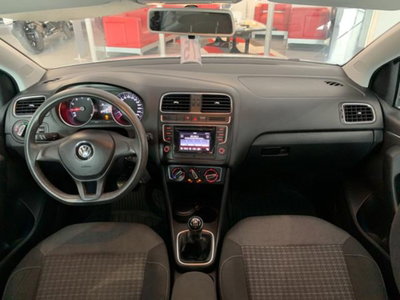 Volkswagen Polo 1.0 MPI 75 CV 5p. Comfortline (13)