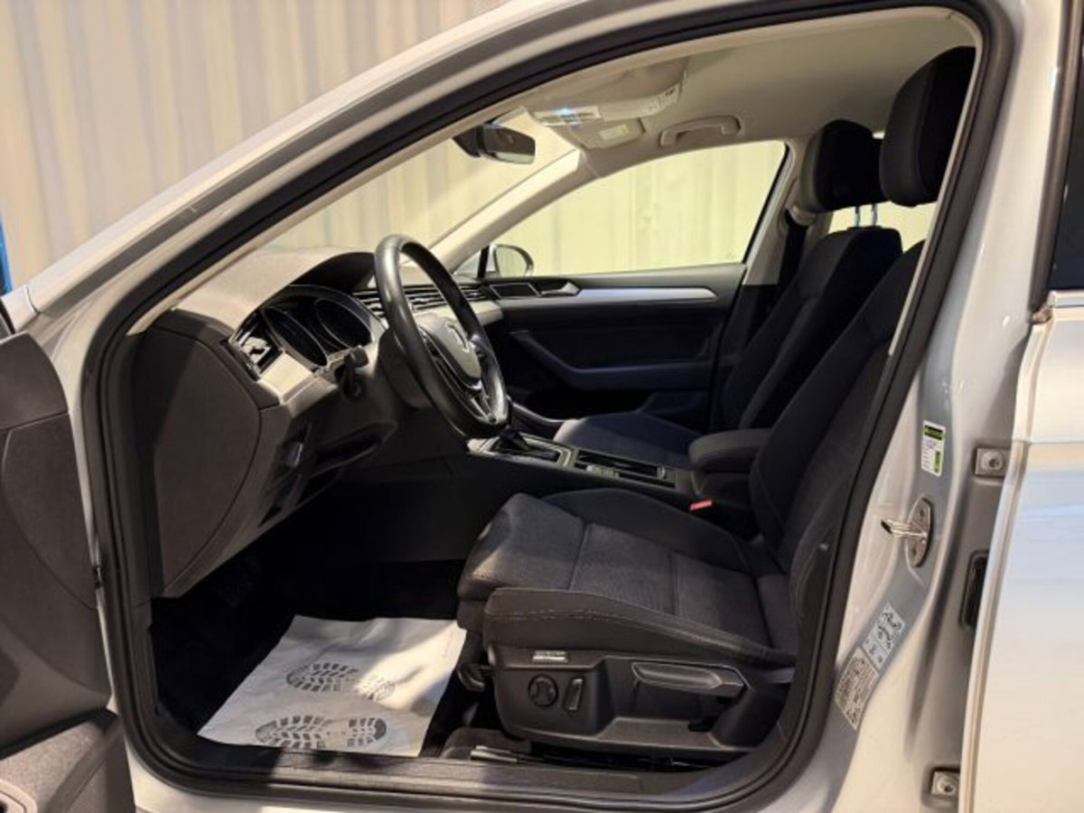 Volkswagen Passat Variant 2.0 TDI Business BlueMotion Tech. (4)