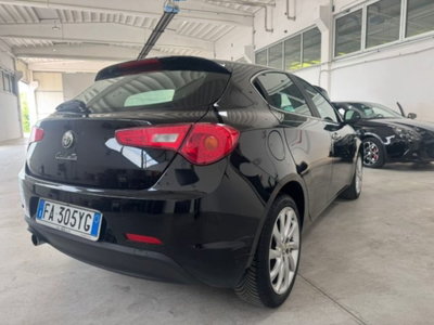 Alfa Romeo Giulietta 1.6 JTDm Distinctive 120cv (4)