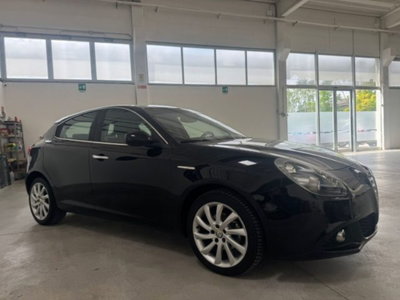 Alfa Romeo Giulietta 1.6 JTDm Distinctive 120cv (9)