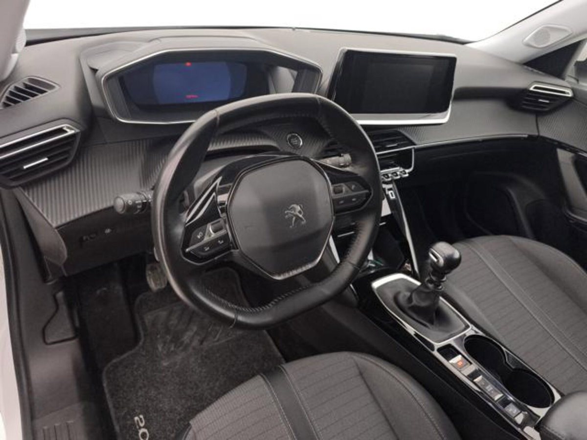 Peugeot 2008 BlueHDi 110 S&S Allure Pack (10)