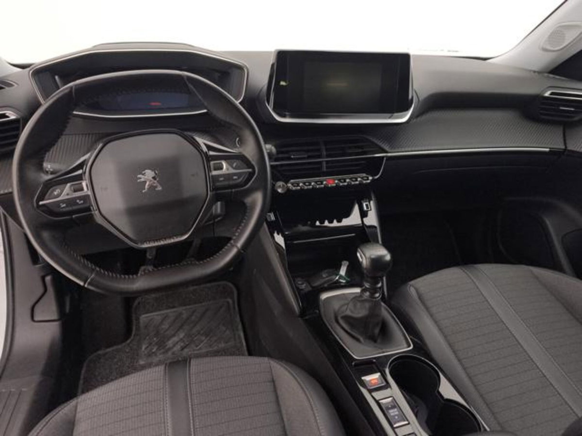Peugeot 2008 BlueHDi 110 S&S Allure Pack (12)