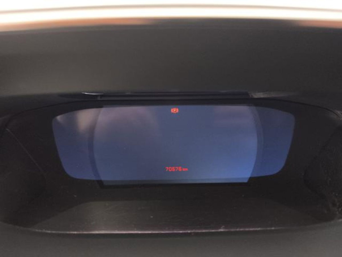 Peugeot 2008 BlueHDi 110 S&S Allure Pack (13)