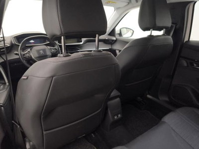 Peugeot 2008 BlueHDi 110 S&S Allure Pack (19)