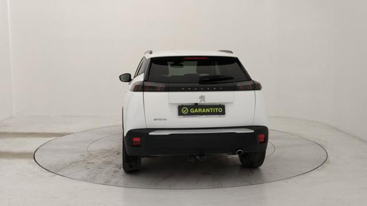 Peugeot 2008 BlueHDi 110 S&S Allure Pack (4)