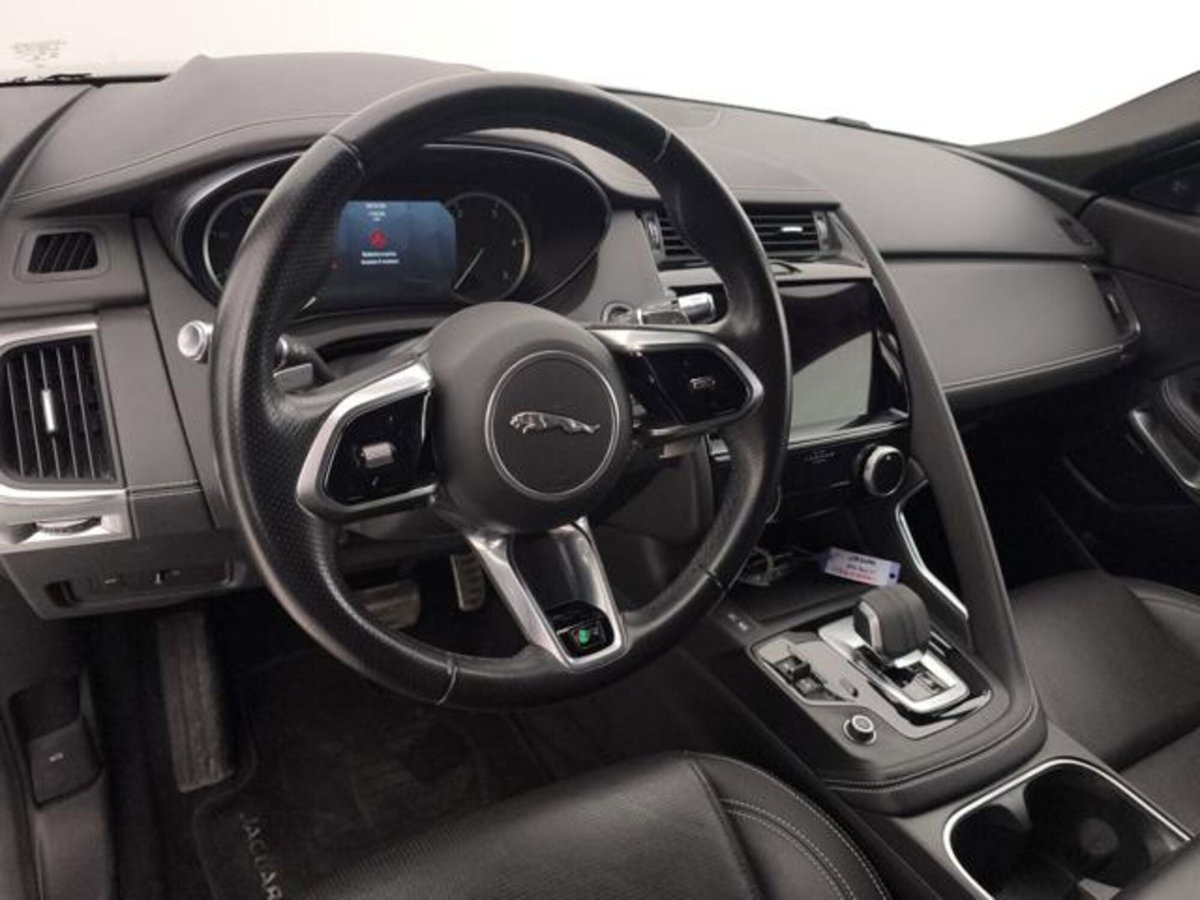 Jaguar E-Pace 2.0d i4 mhev R-Dynamic HSE awd 163cv auto (10)
