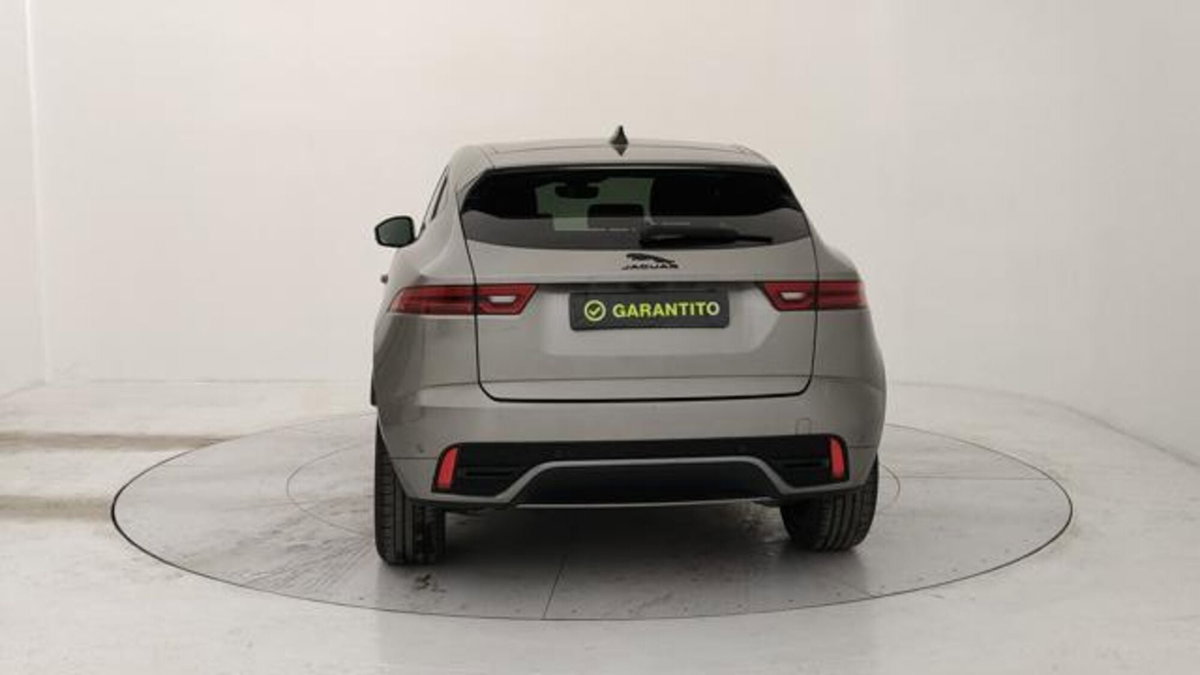 Jaguar E-Pace 2.0d i4 mhev R-Dynamic HSE awd 163cv auto (4)