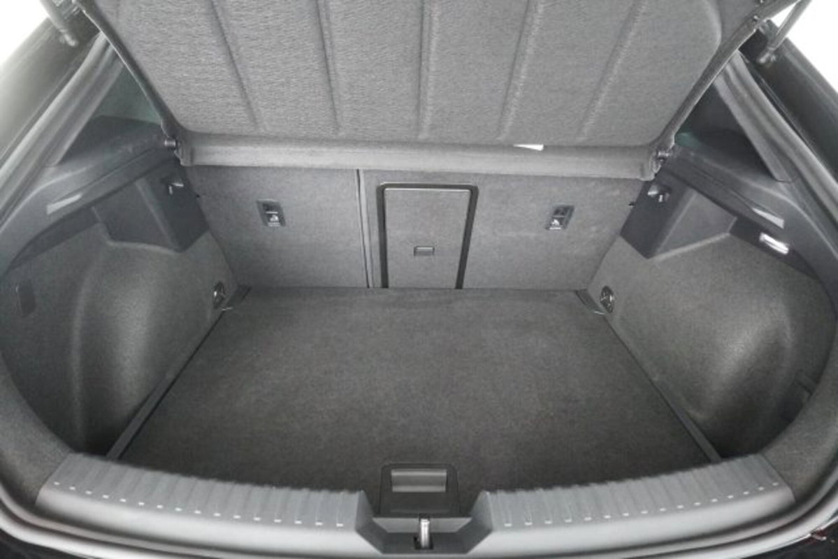 Cupra Leon Leon 2.0 tdi 150cv dsg (6)