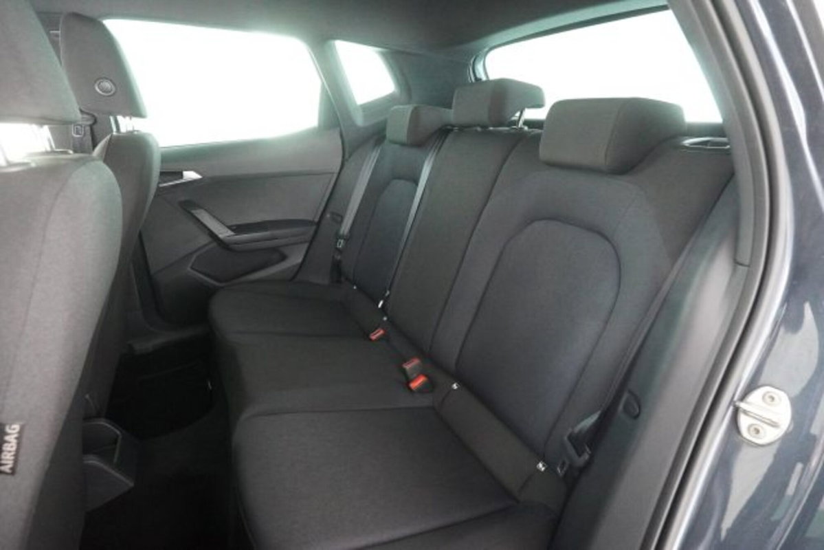 SEAT Arona 1.0 EcoTSI 115 CV DSG FR (2)