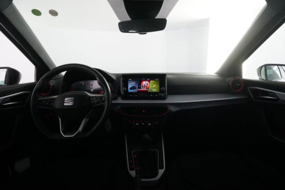 SEAT Arona 1.0 EcoTSI 115 CV DSG FR (3)