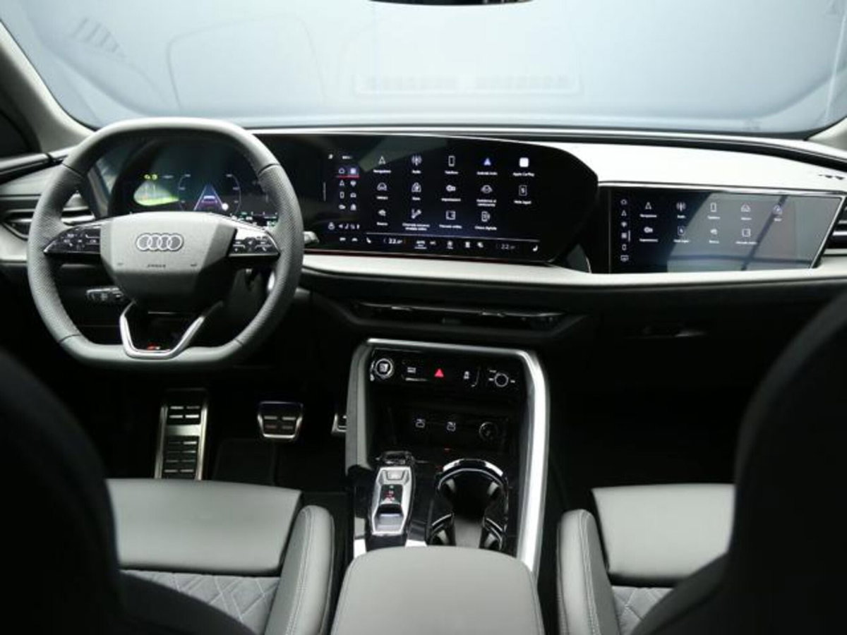 Audi Q5 Sportback 2.0 tdi mhev+ Launch Edition S line quattro 204cv s-tronic (12)