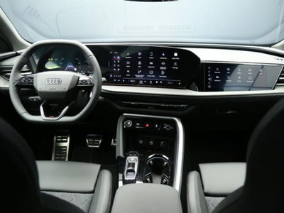 Audi Q5 Sportback 2.0 tdi mhev+ Launch Edition S line quattro 204cv s-tronic (12)
