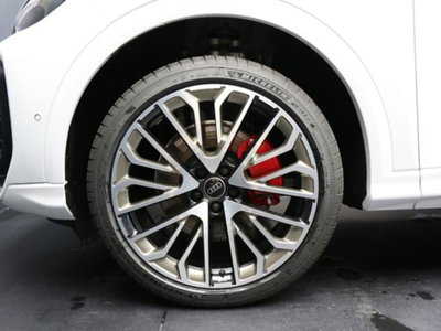 Audi Q5 Sportback 2.0 tdi mhev+ Launch Edition S line quattro 204cv s-tronic (5)