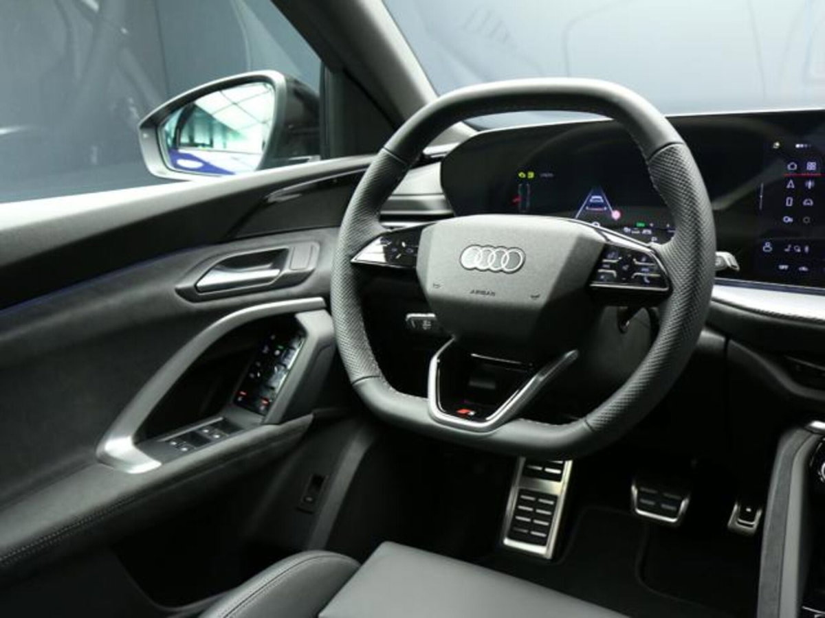 Audi Q5 2.0 tdi mhev+ S line edition quattro 204cv s-tronic (14)