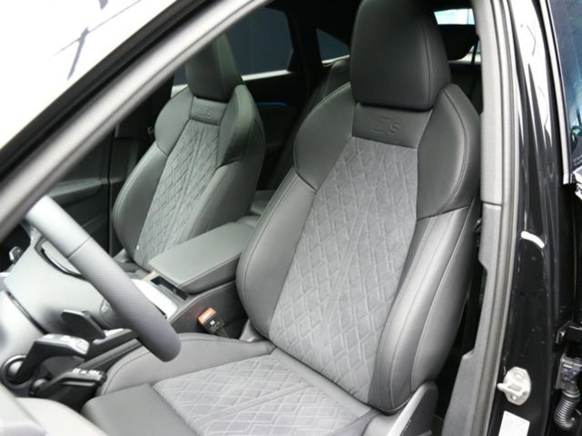 Audi Q5 Sportback 2.0 tdi mhev+ Launch Edition S line quattro 204cv s-tronic (9)