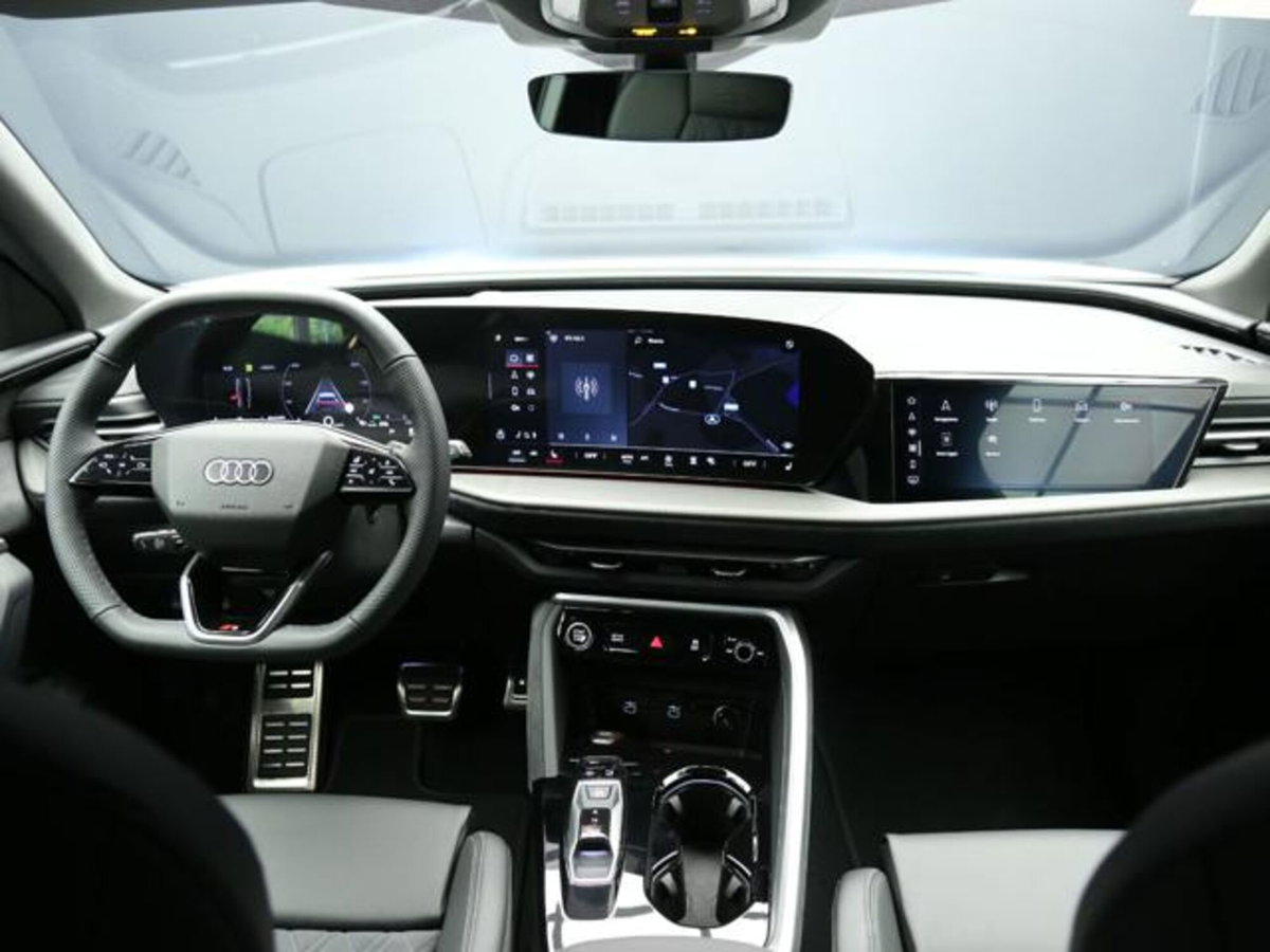 Audi Q5 Sportback 2.0 tdi mhev+ S line edition quattro 204cv s-tronic (12)