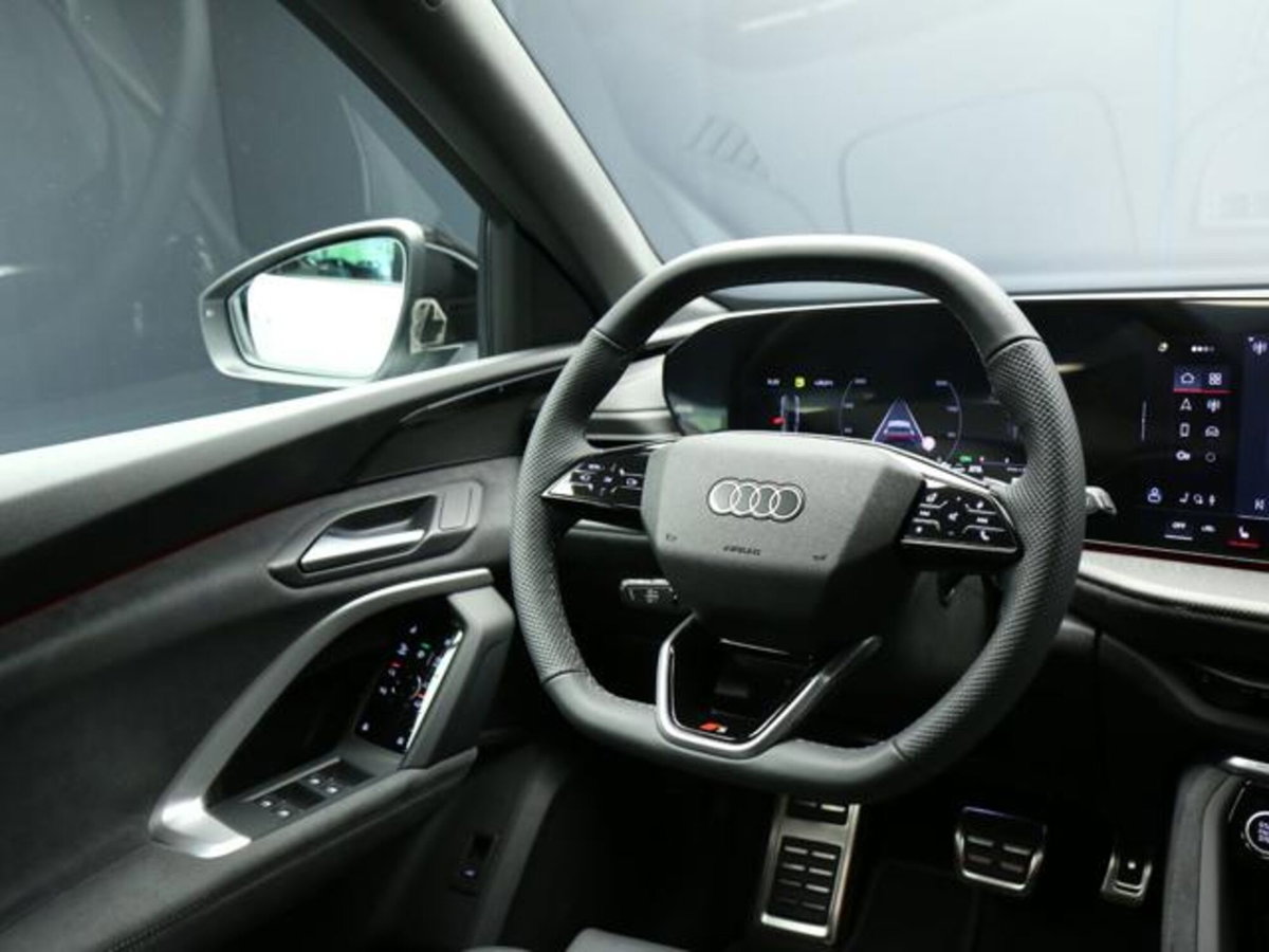 Audi Q5 Sportback 2.0 tdi mhev+ S line edition quattro 204cv s-tronic (13)