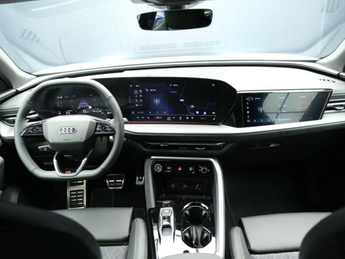 Audi Q5 2.0 tdi mhev+ S line edition quattro 204cv s-tronic (10)