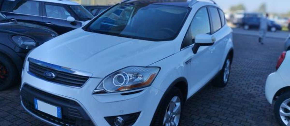 Ford Kuga 2.0 TDCi 136 CV 2WD Titanium DPF (2)